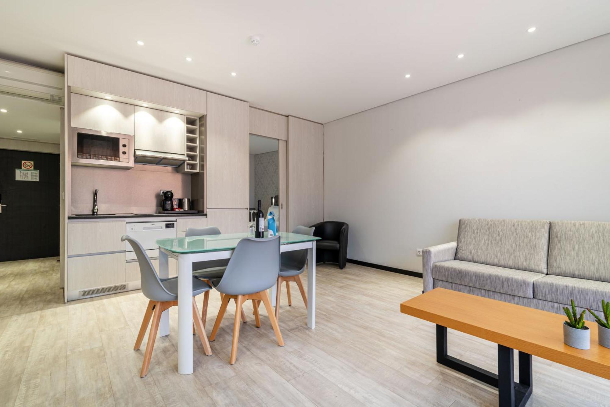 Dom Luis Flats Apartment Вила Нова ди Гая Екстериор снимка