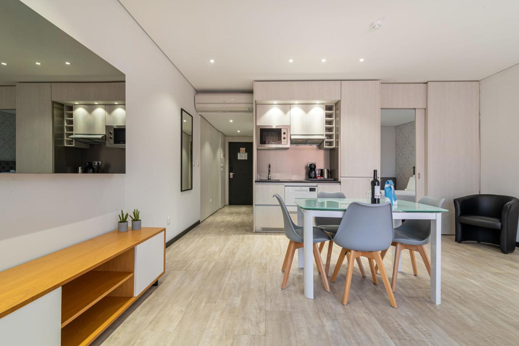 Dom Luis Flats Apartment Вила Нова ди Гая Екстериор снимка