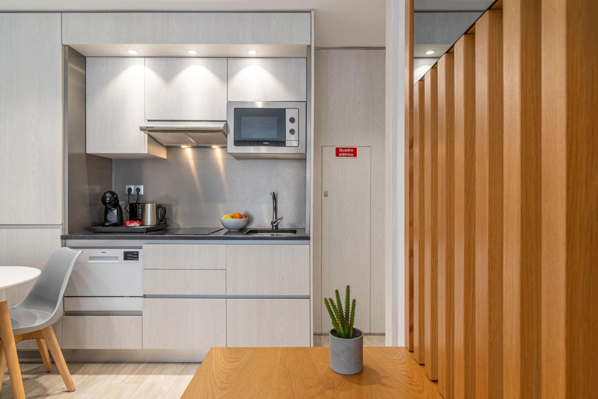 Dom Luis Flats Apartment Вила Нова ди Гая Екстериор снимка